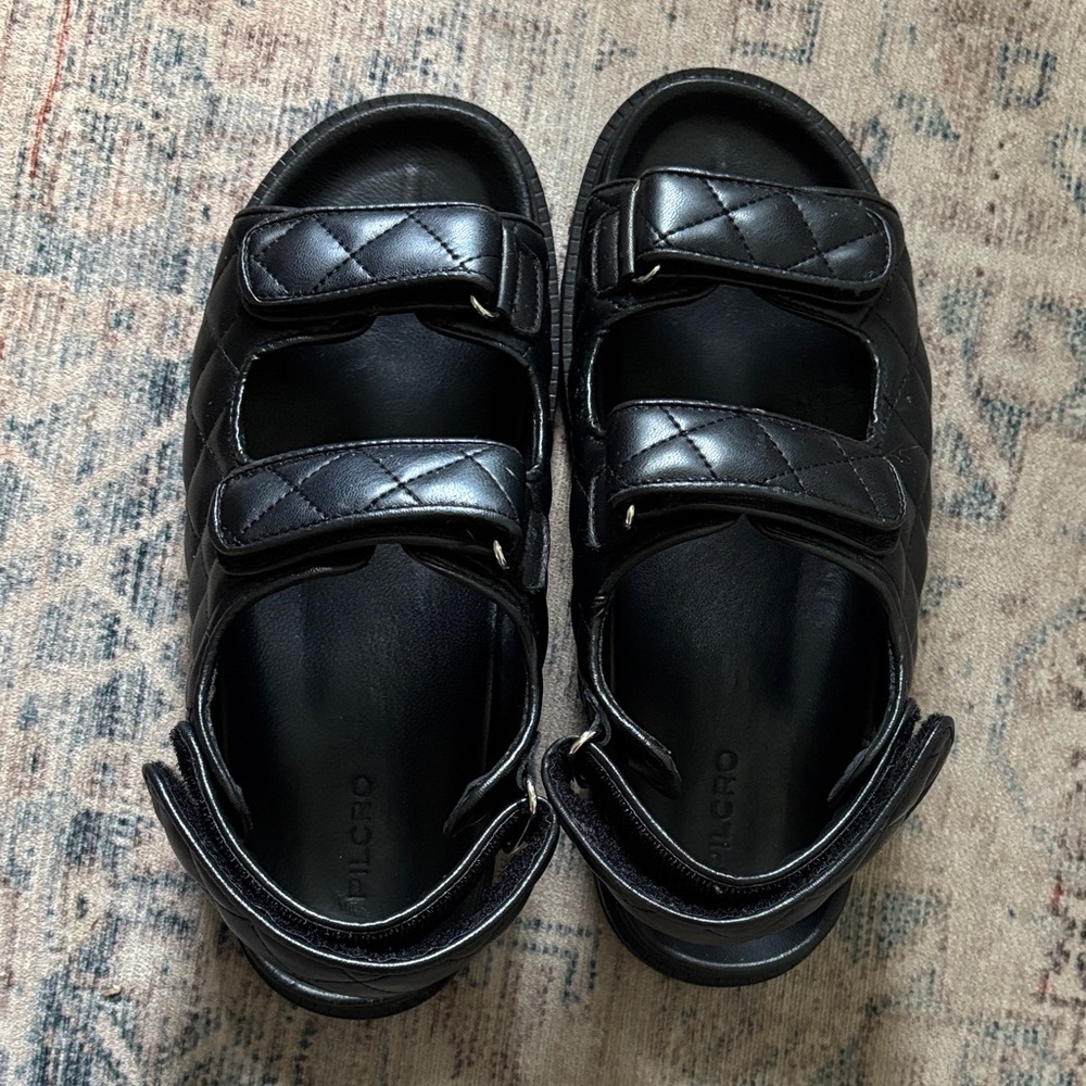 Pilcro Black Quilted Leather Sandals